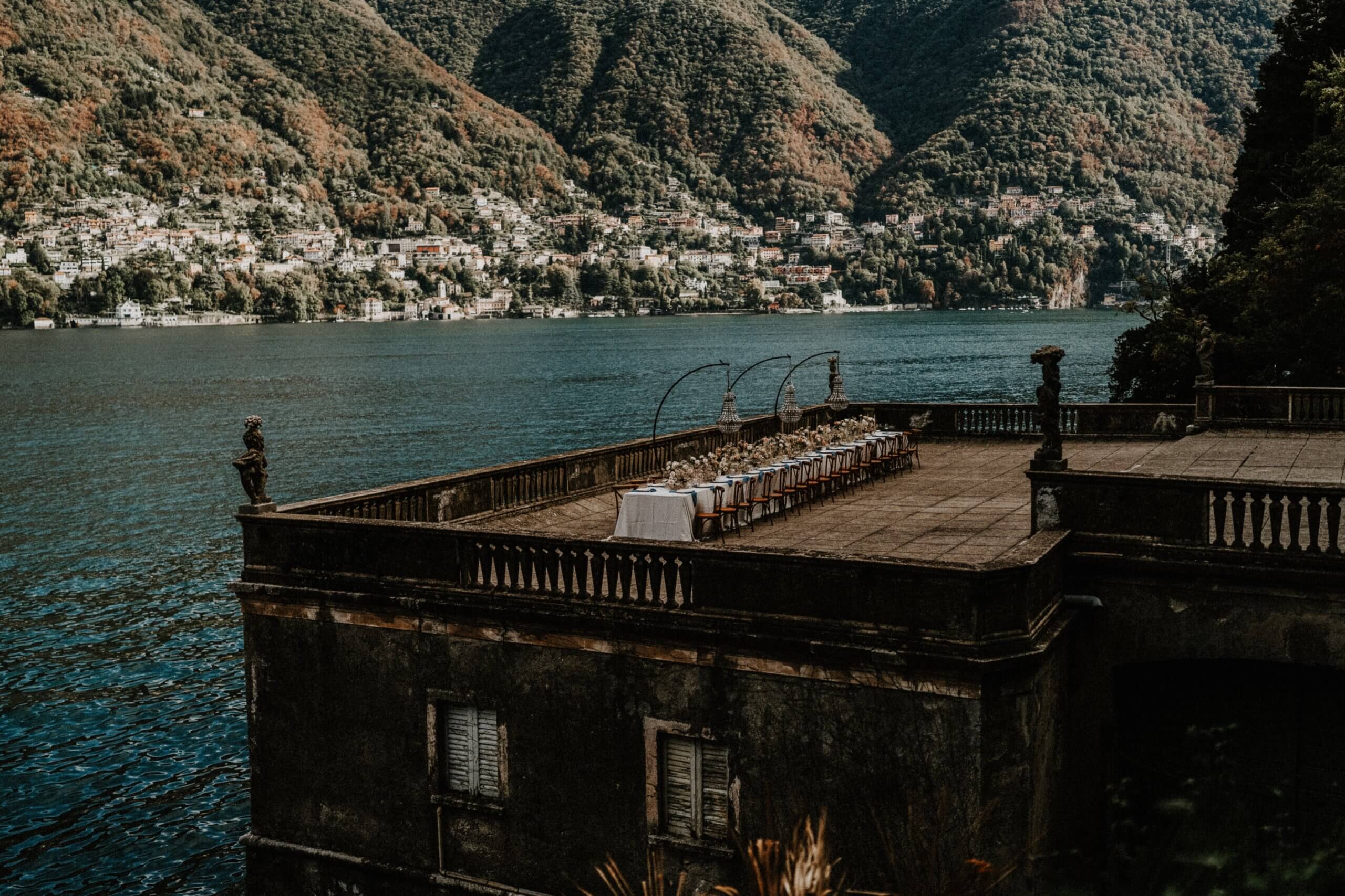 COMO